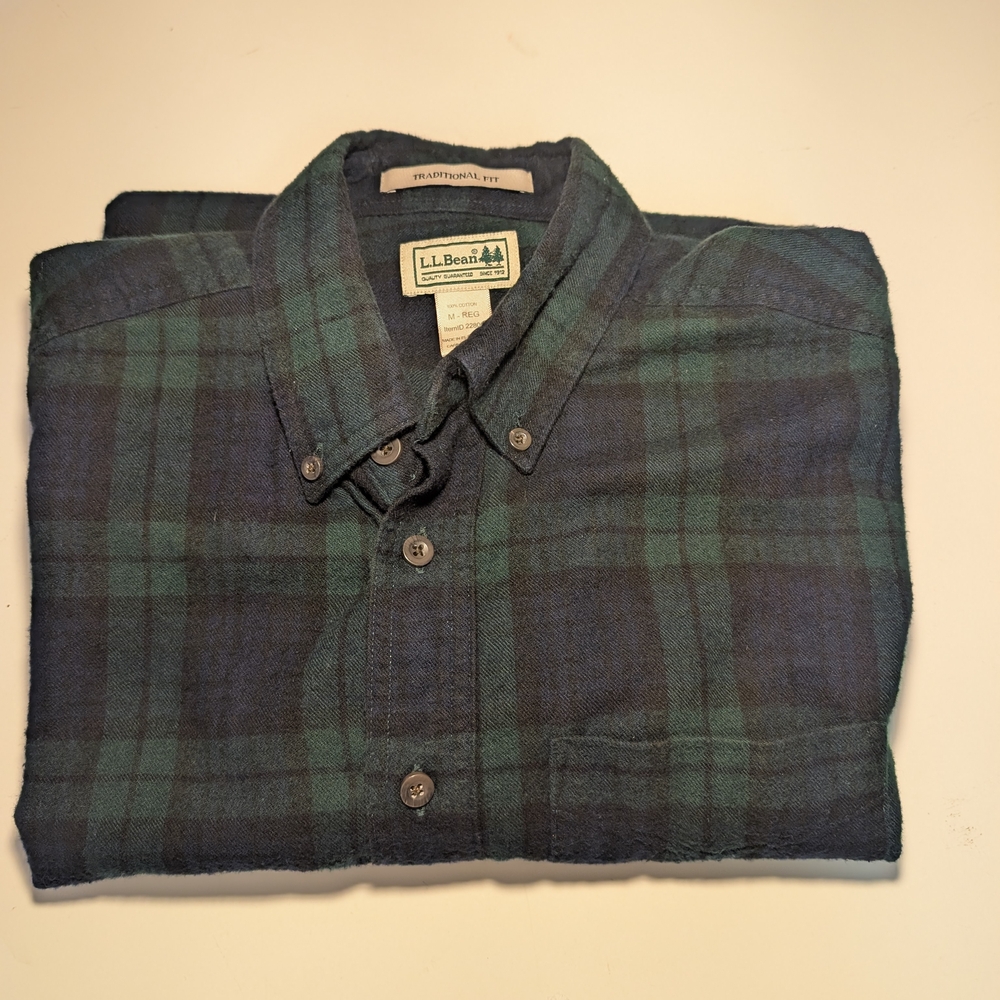 L.L. Bean Green and Blue Plaid Casual Button Down Shirt